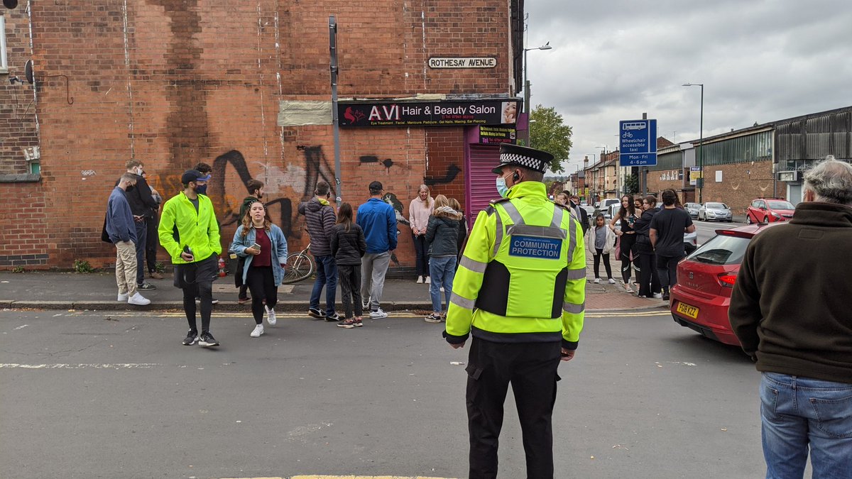 CP_Central_Hub's tweet image. It's now confirmed that #Banksy has left his just off of Ilkeston Road.

@SafeNottm officers are standing by to make sure no further damage is caused. With longer term plans being put in place.

But for anyone wanting to take a closer look, please be mindful of social distancing.