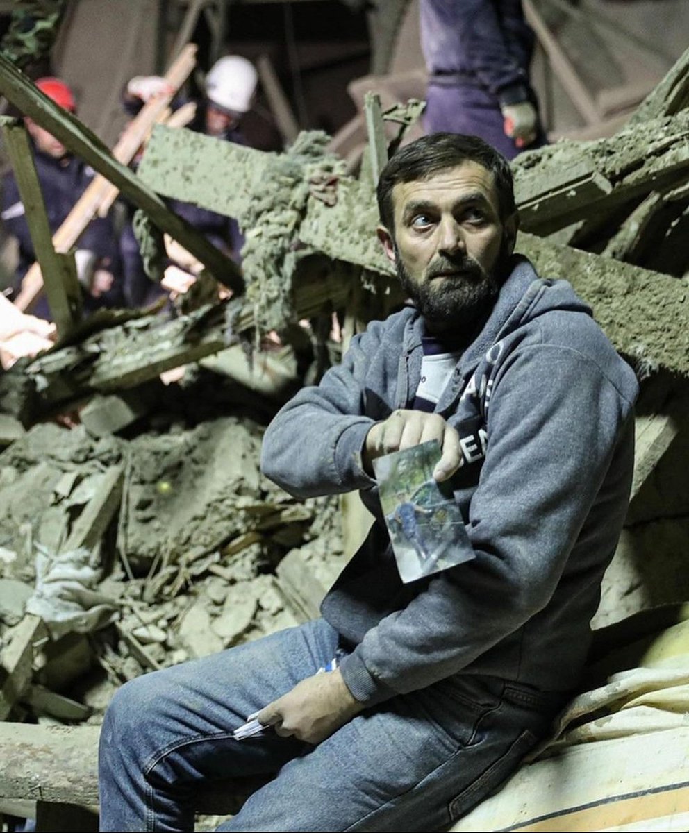 Bağışla bizi #Gandja,həmişə "qadan alım"deyerdin,bu günlərdə bütün #Azərbaijan ın qadasını alırsan...
#PrayForGanja #PrayForGandja #StopArmenianTerrorism #OpenYourEyes #DontBelieveArmenia