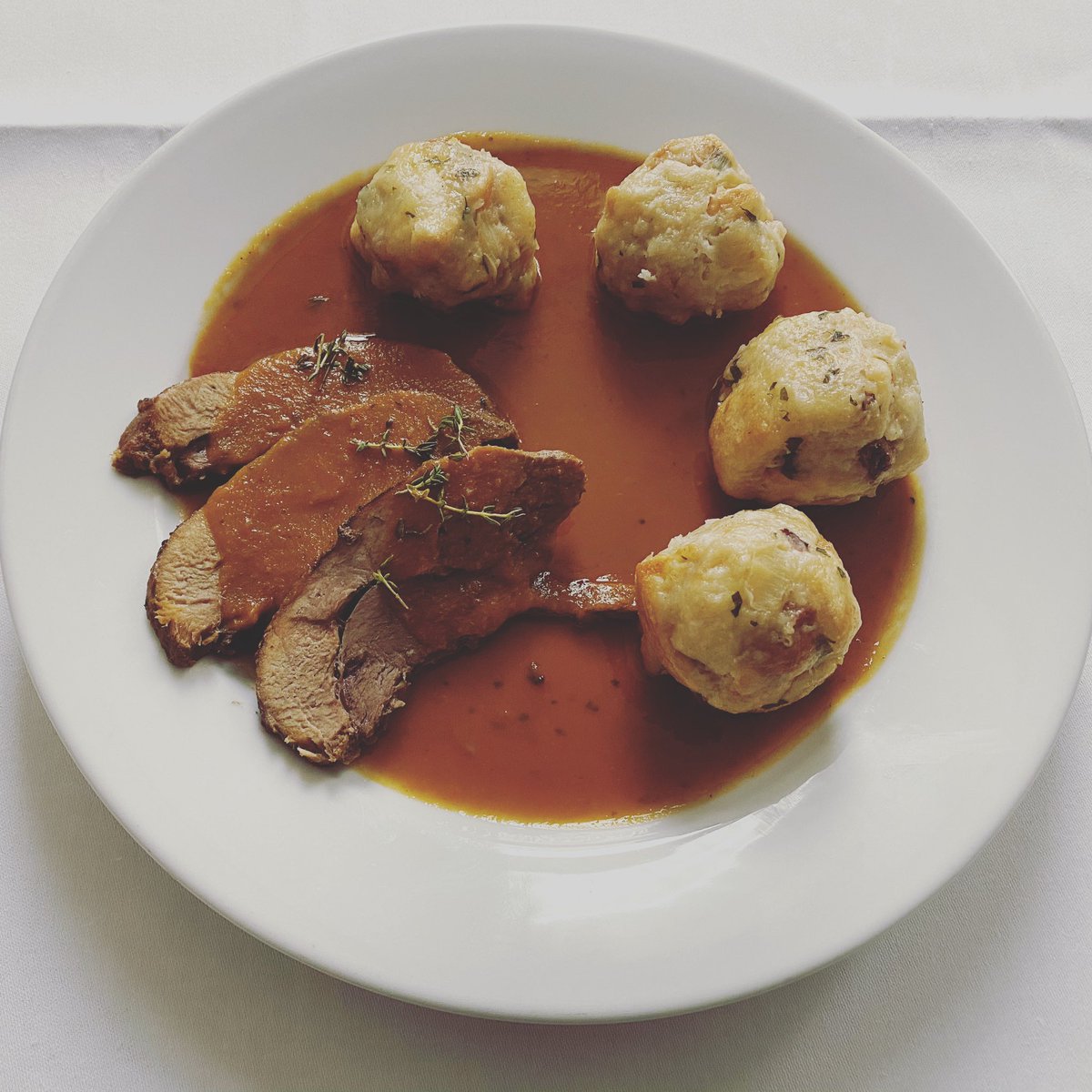 Boar leg with rose hip sauce, bacon dumplings 🍽

#venisonmenu #bohemiahouse #czechfood #slovakfood #slovakcuisine #czechcuisine #bohem #beergeek