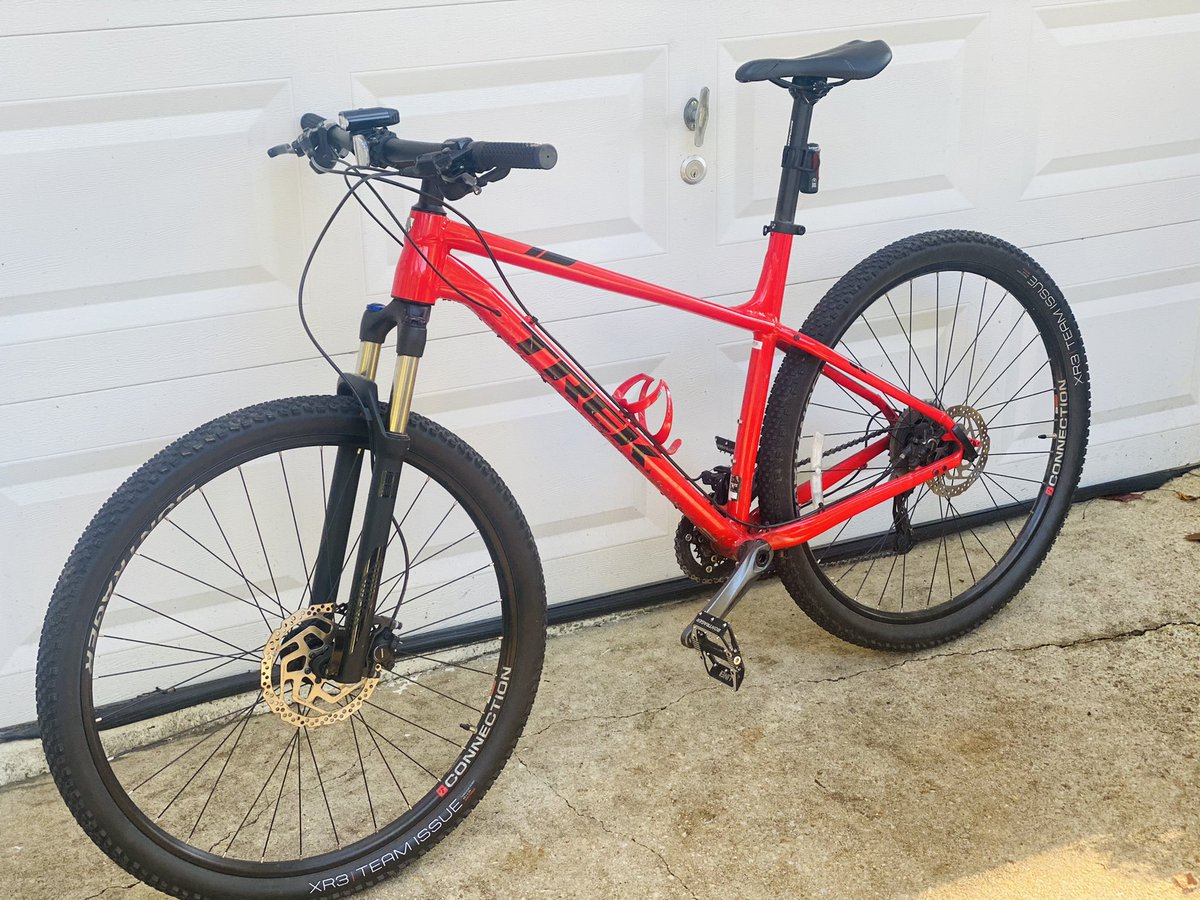 MagentaCoach's tweet photo. Say Hello ππΎ to βBIg Redβ. Best time so far... Day 17 of #31DaysofBiking #MagentaMiles #TeamMagenta @CarNikkie @ANewCydni @_bersays https://t.co/XzejIrzcEL