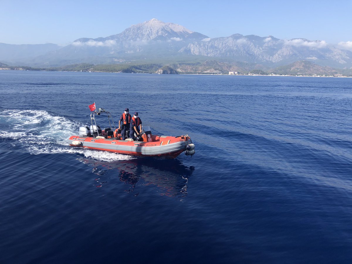 PiersStrudwick's tweet photo. A gorgeous day on the Turkish 🇹🇷 Mediterranean coast looking up to Mount #Olympus #Turkey 🌞 🎣 ⛵️ https://t.co/btPdkjRBn4