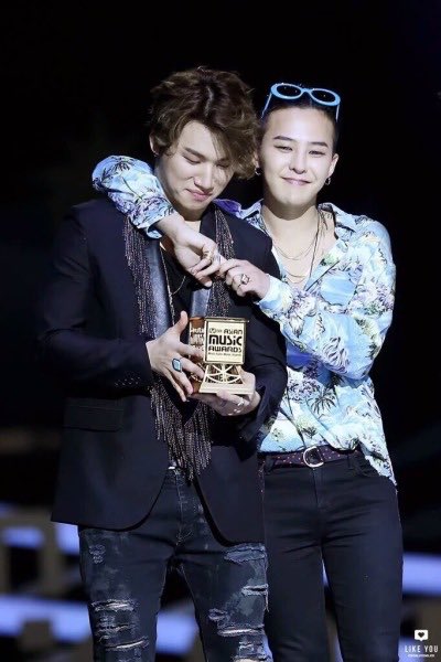 5) always stay by his side