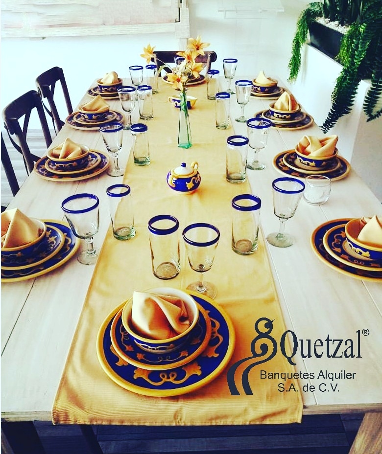 Cotiza con Quetzal alquiler y banquetes. 🥳📳❤️