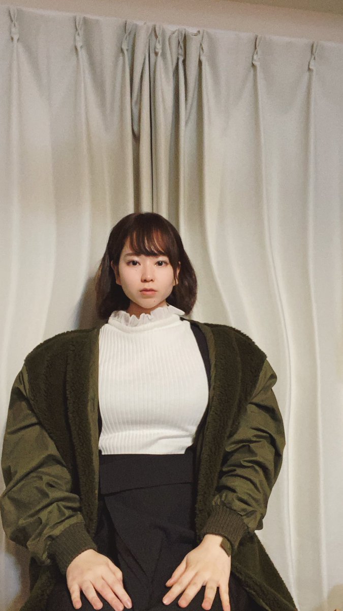 工モちゃん アプリで小顔にしたら身体がゴリラサイズの女になった 工モちゃん アプリで小顔にしたら身体がゴリラサイズの女になった