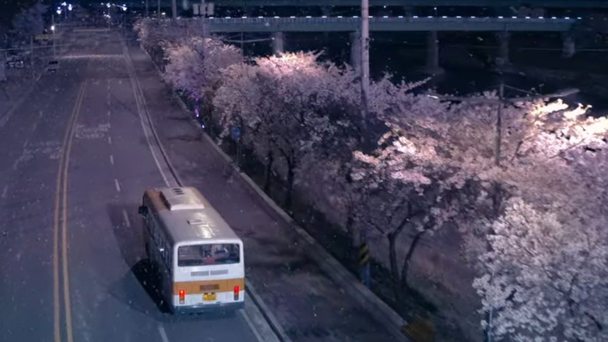 kdramagod's tweet photo. Aesthetically pleasing shots
from #startup 

a very long thread ; https://t.co/b6SHxkPnx2