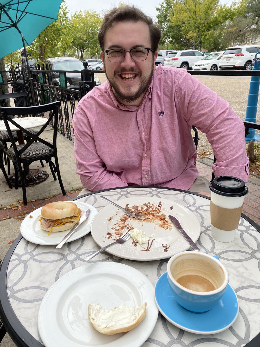 jenkies_kat's tweet photo. rare sighting: two engaged grad students (1 not pictured) enjoying a lovely October day🧡 now back to work... https://t.co/ITCqk4YhWO