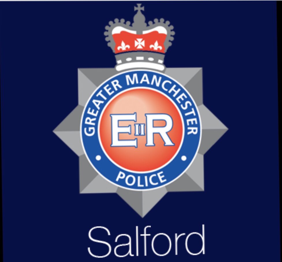 jagmail00517's tweet image. Welcome to Glen and Zoe who are undertaking their first shift this evening after completing training.TOD with S/sgt Steve Bolton.Steve has been a rock over the years at Salford. Thanks Steve for your dedication and support. You are a brilliant officer and colleague. @GMPSpecials