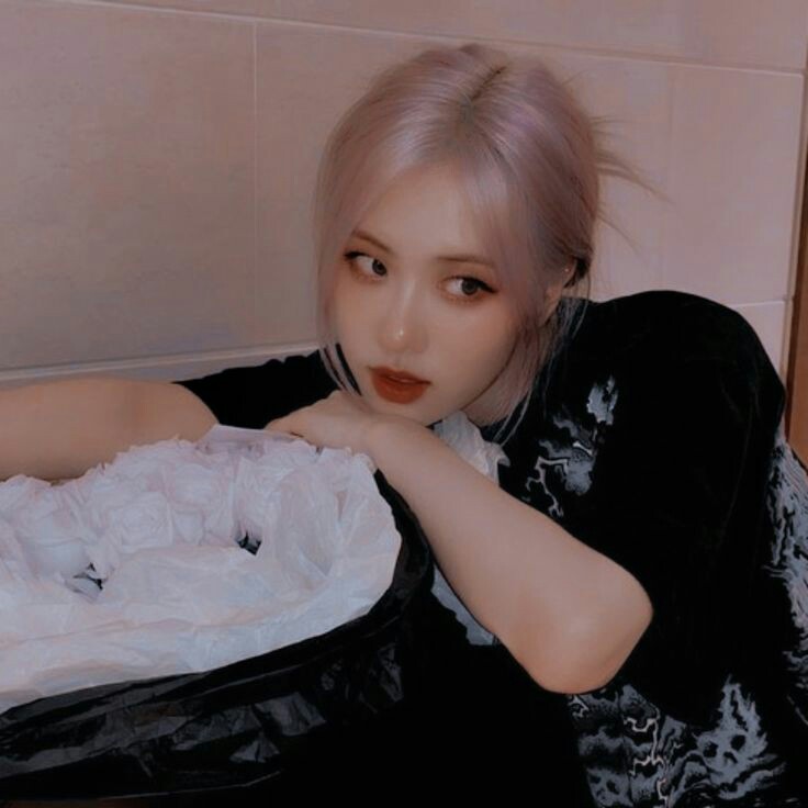 haiii-!! Newbie disini.
mutualan?rt/like-`~
fambest?dm meh