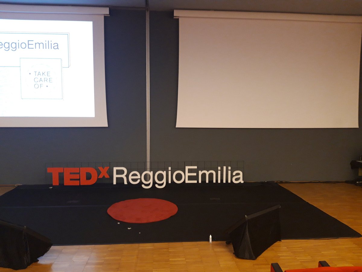 colsimon's tweet image. Getting ready for the stage!! So nice to meet others speakers today. Memorable experience. See you tomorrow! @TEDxREmilia #TEDxSpeaker #TEDxReggioEmilia #TakeCareOf
