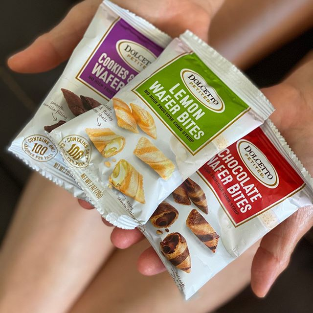 FusionGourmet's tweet photo. The perfect weekend treat! #dolcettowaferbites

📷 @thebunbobae

#fusiongourmet #dolcetto #wafers #bites #snack #snacktime #weekendgoals #tasty https://t.co/6sRdJDHeOr