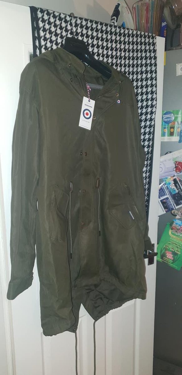 LNPPromotions's tweet image. ModStuff @LambrettaStore Parka raffle drawn after the live gig @BungalowPaisley tonight at 8pm 
All proceeds to @mariecurieuk 

Click here for details facebook.com/15750242436651…
