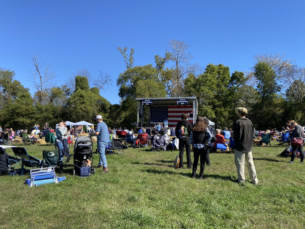 i arrived at old mill park in fredericksburg just as philip van cleave of the VCDL took the stage at this “we the people” rally.as i waded into the crowd, an event organizer approached a newspaper reporter taking notes and demanded to know his personal views.