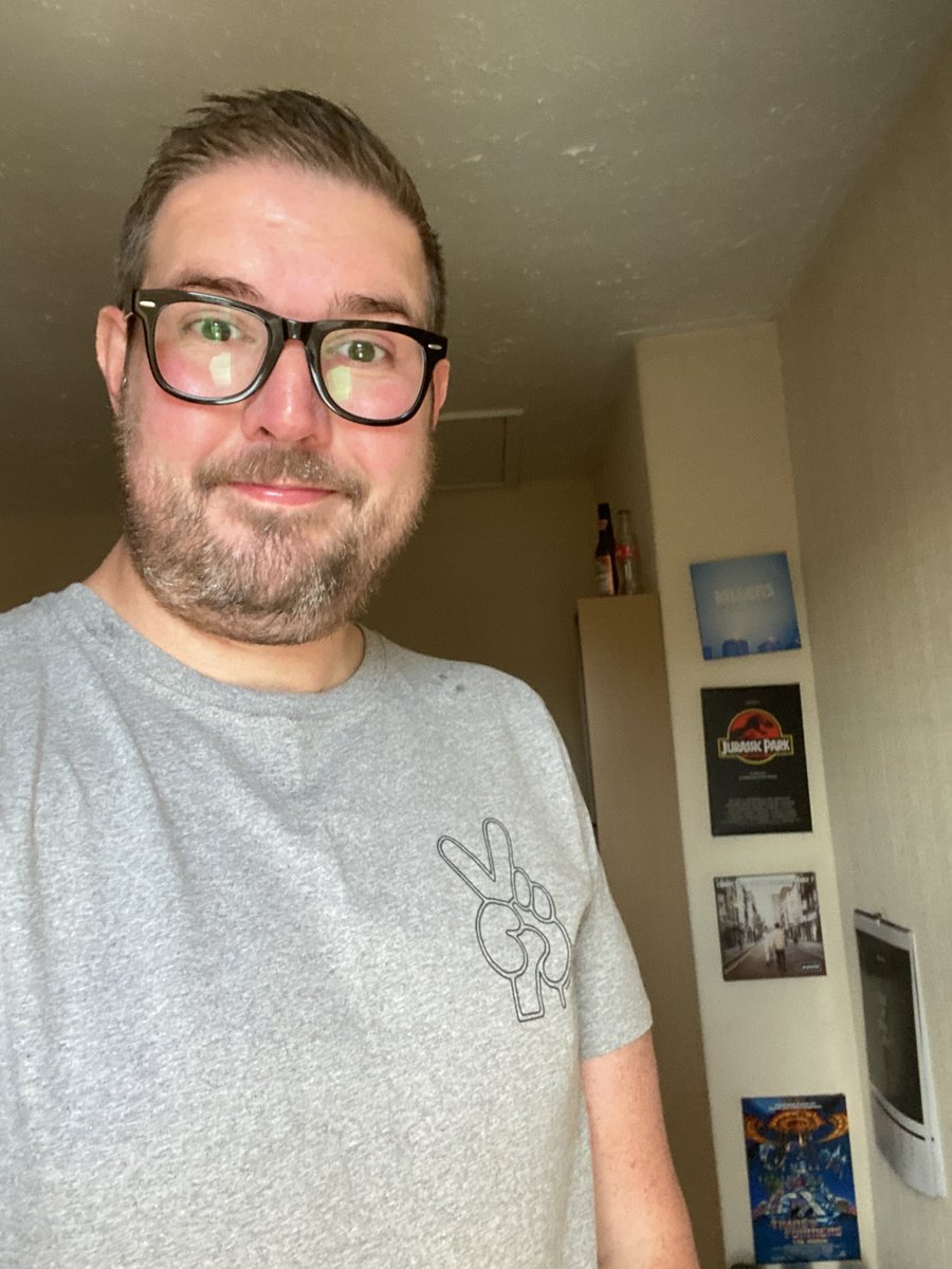 thanks @MikeBubbins for the recommendations...wearing my <a href="/cymruti/">cymruti</a> shirt today for the first time...great quality great design #supportsmallbusiness