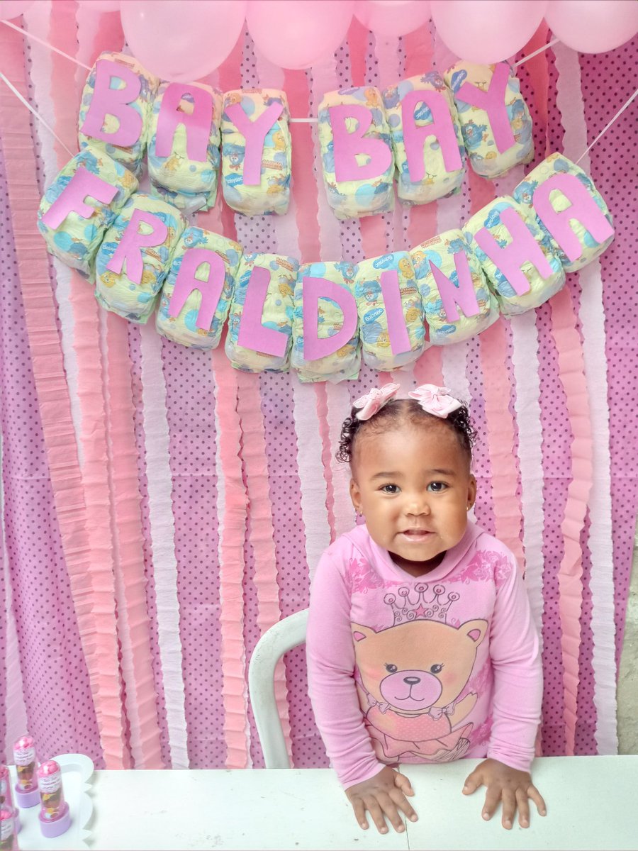 Suhpxx's tweet photo. "Bay bay Fraldinha" da neném que eu tanto amo 🥰❤🥳 https://t.co/qRMJ9SUd1v