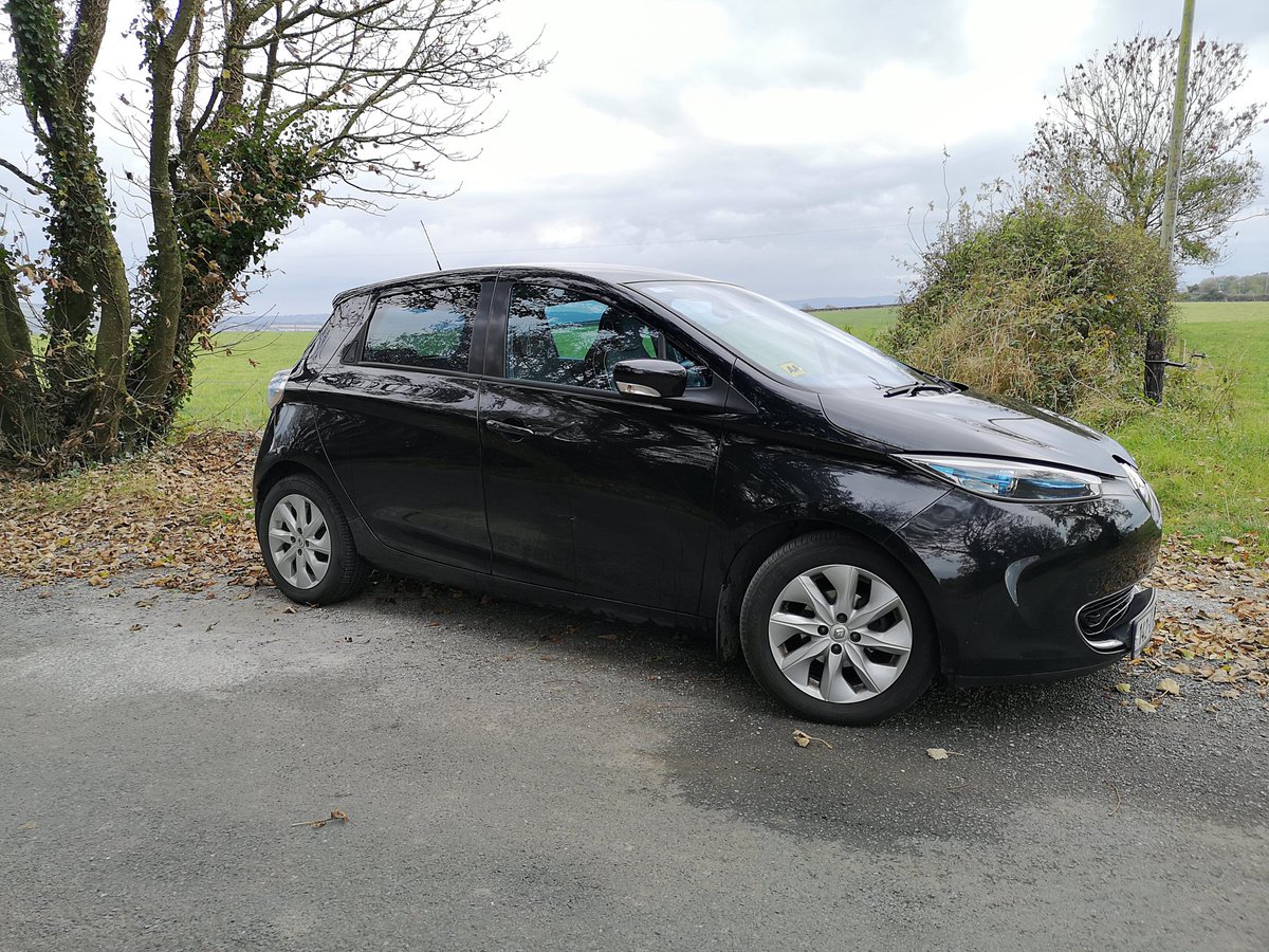 janbartspang's tweet photo. Selling my 2014 Renault Zoe. Drop me a line of you're interested.

https://t.co/mLUytfWV8I https://t.co/PG8tPpgO4Y