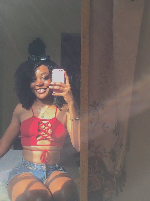 Watch 𝐘𝐯𝐞𝐬's leaked NSFW photo on TwXstars