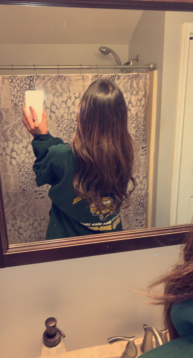 meekmorg's tweet photo. Hi, just here to brag about how amazing my hair is. Tape-in extensions are the move and my girl is the queen of doing them. If you’ve thought about getting extensions, just do it. https://t.co/KsLBuLDXOH