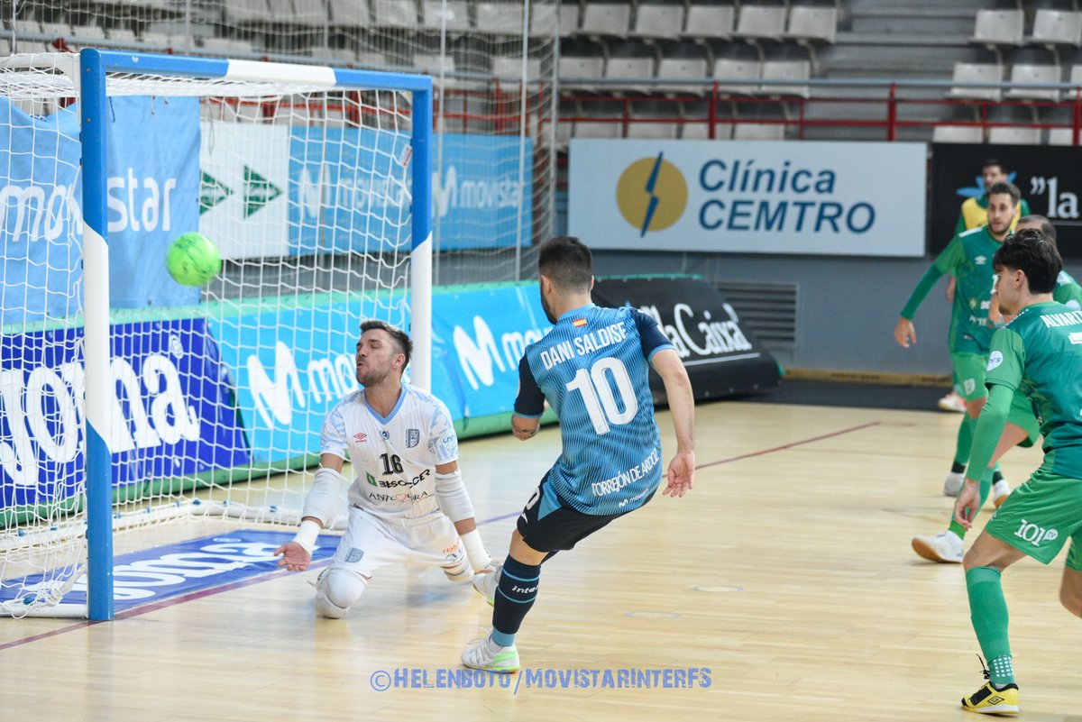 📷 La galería del descanso por <a href="/HelenBoto/">Helen Boto</a> 📷

Os dejamos algunas de las mejores imágenes que nuestra fotógrafa ha captado en esta primera parte del #InterAntequera  

#MovistarInterFS #SomosFutsal <a href="/SomosFutsal/">Nos gusta el FUTSAL</a>  

📺 twitch.tv/movistarinterf…