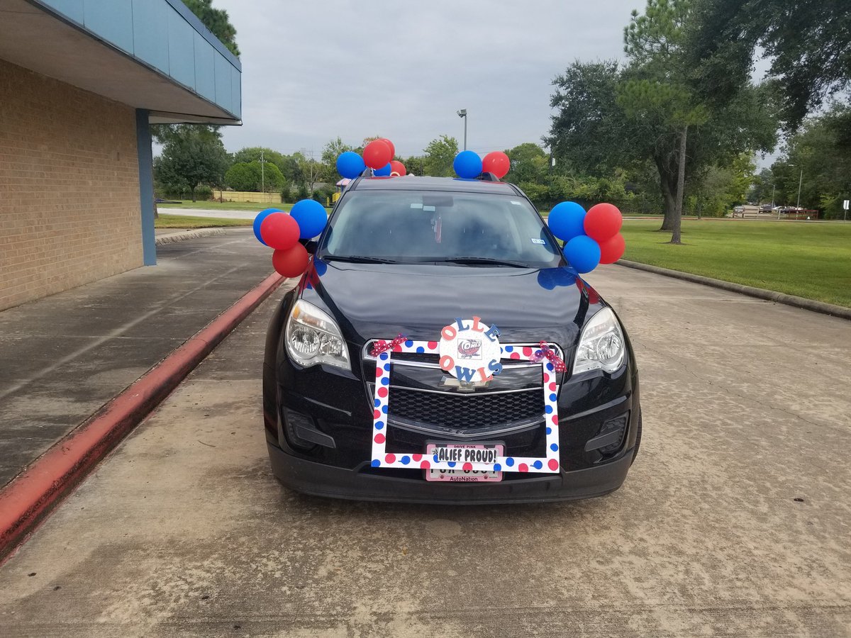 Parade was fun! <a href="/AliefISD/">Alief ISD</a> <a href="/OlleMightyOwls/">Olle Middle CITGO Innovation Academy</a> #OneAlief