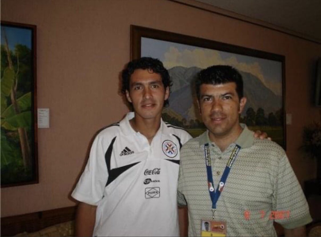 axelsolisrmz's tweet photo. Feliz Cumpleaños 🎂 #38
(16/Octubre)
@c_riveros16
@Albirroja @CruzAzulCD
📸 #CopaAmerica #Venezuela2007 https://t.co/WanJvw6l43