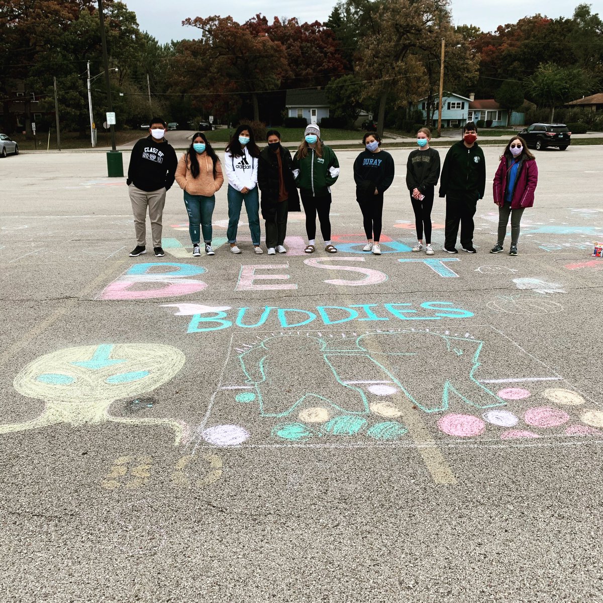 Thanks to everyone who came to help us Chalk the Walk! #bestbuddies #bestbuddiesil