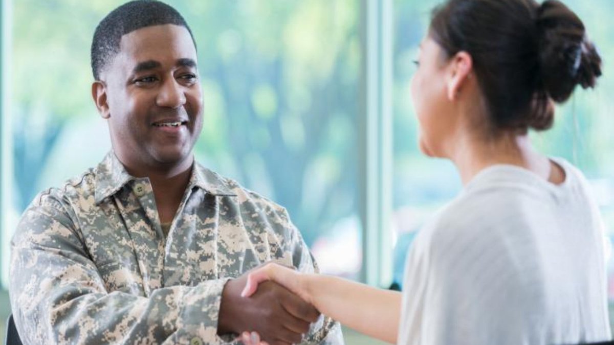 Are you a Service member or #Veteran looking for work? Apprenticeship is a rewarding pathway to developing workplace & technical skills. You can receive an industry-recognized credential, get credit for a degree, and connect with mentors. Learn more: https://t.co/BLJ7MpD5Ku https://t.co/Kl6rARbXeV
