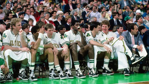 Super70sSports's tweet photo. You are now 27 points ahead of the Knicks just by looking at this photo. https://t.co/nwUjg4mWOX