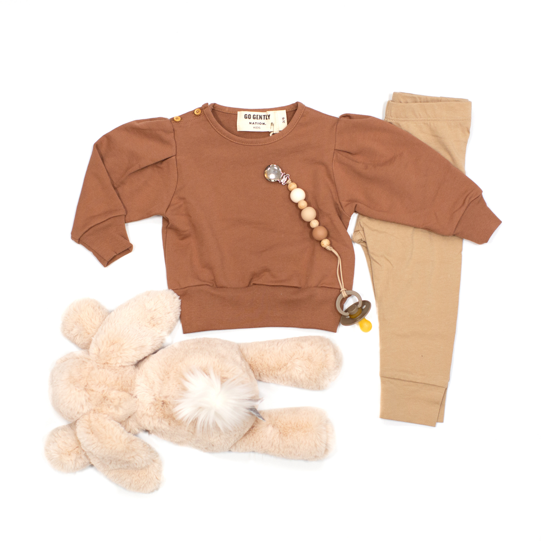 Lounge day is every day?? It can be! Balloon sleeves and butter soft materials as usual! Have you seen all the new Jellycat in store?? Time to stock up!
.
.
. #LittleStyler #momlife #shopsmall #babylove #babyboy #babygirl #sahm #workingmom #shoponline #babybrand #momtobe #mommybl