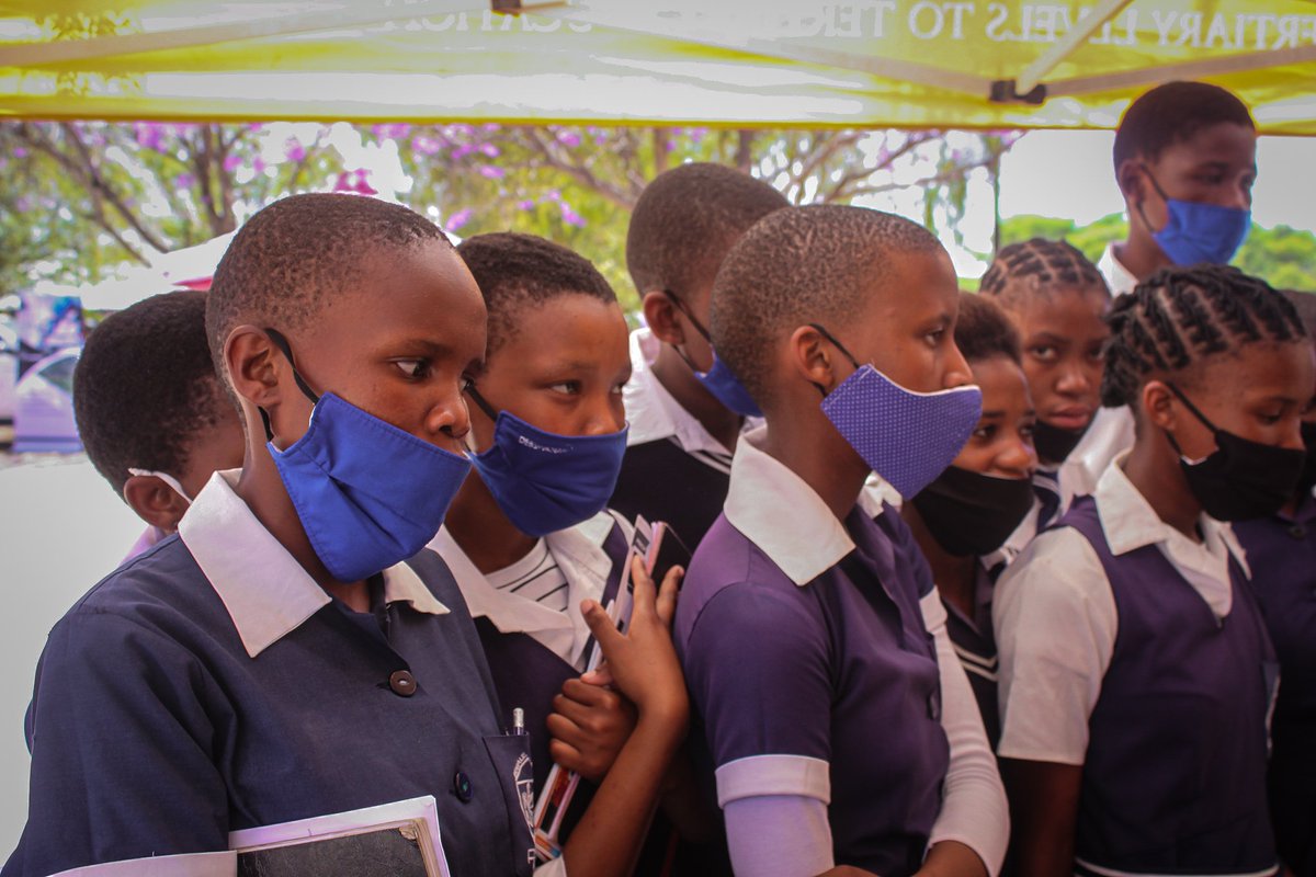 yes_botswana's tweet photo. Despite the COVID-19 disruption, we continue with our mandate of empowering young people. We visited  Mogale CJSS yesterday just 36km from Jwaneng during their annual Career Fair🔥🔥
#JUICE💪💪🔥🔥
#VISION2036 https://t.co/O2pmGMOAEa