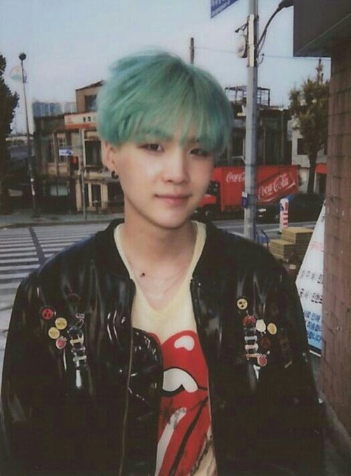 Of course we need to finish with mint Yoongi.