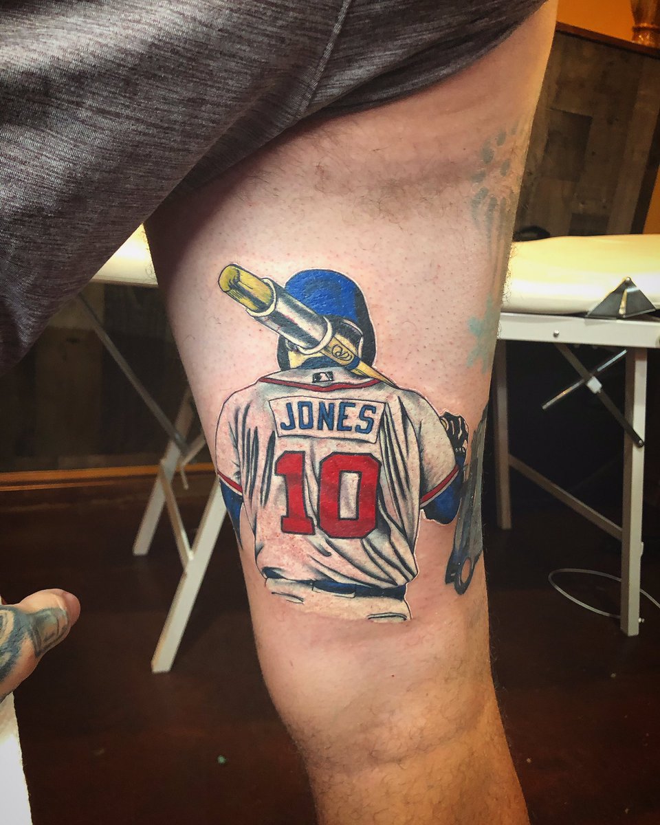 derricktenney's tweet photo. Chipper Jones tribute 🙏@RealCJ10 https://t.co/oxlh8muCbk