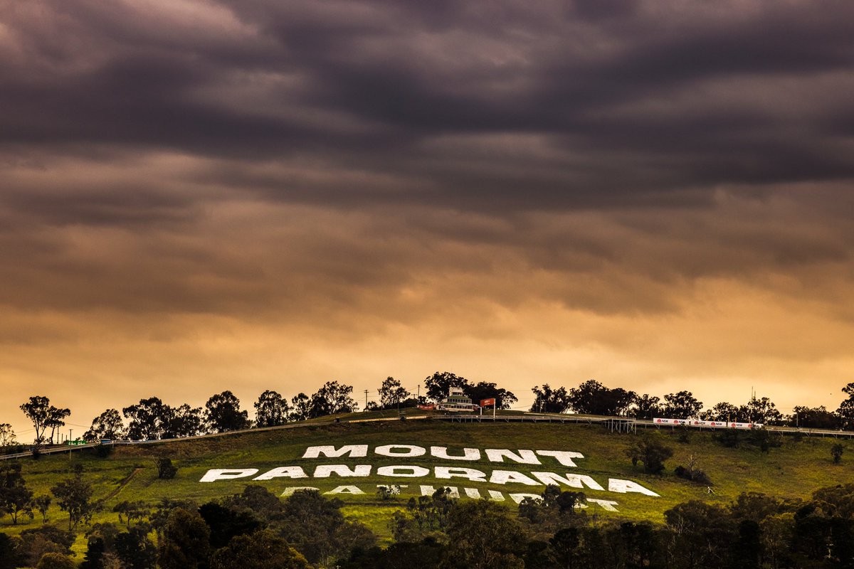 105 days, 11,868kms, and it all leads to this.
HAPPY BATHURST DAY! https://t.co/vbE18p7HtL