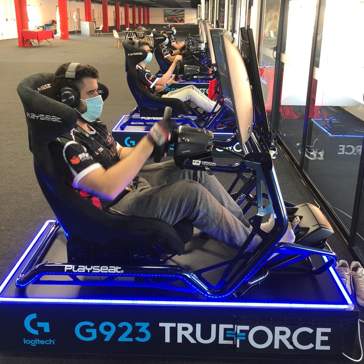 CatalunyaRX's tweet photo. 🎮🚘🏁 ¡Hoy también hemos tenido la finalísima del Virtual Challenge @LogitechG_ES en el @Circuitcat_cat!

Enhorabuena a @EAdria22 por la victoria, a disfrutar de tu nuevo volante @LogitechG_ES G923 Trueforce! 🤜🏻🤛🏻

#logitechgcatalunyarx #feelthemotorvibes #logitechg #rallycross https://t.co/83LTZJ9rll