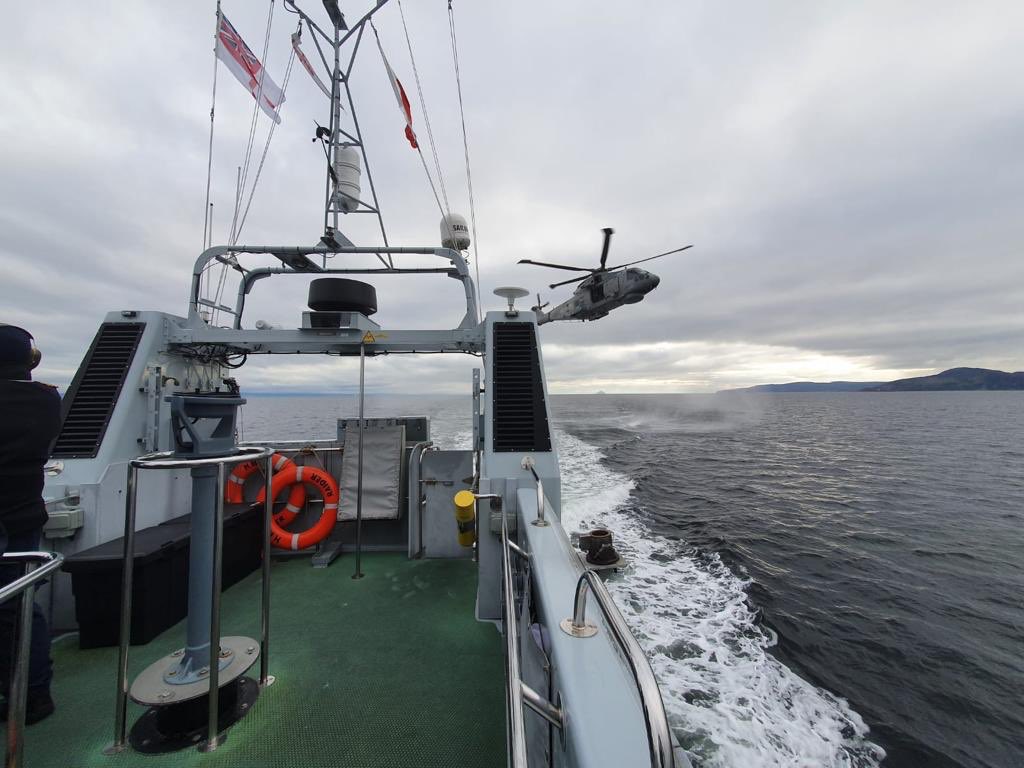hms_raider's tweet photo. On Saturdays we play! 814 Naval Air Squadron out for some training with us this afternoon. @RNinScotland #smallshipsbigimpact #workhardplayhard https://t.co/Ej04wVXvao