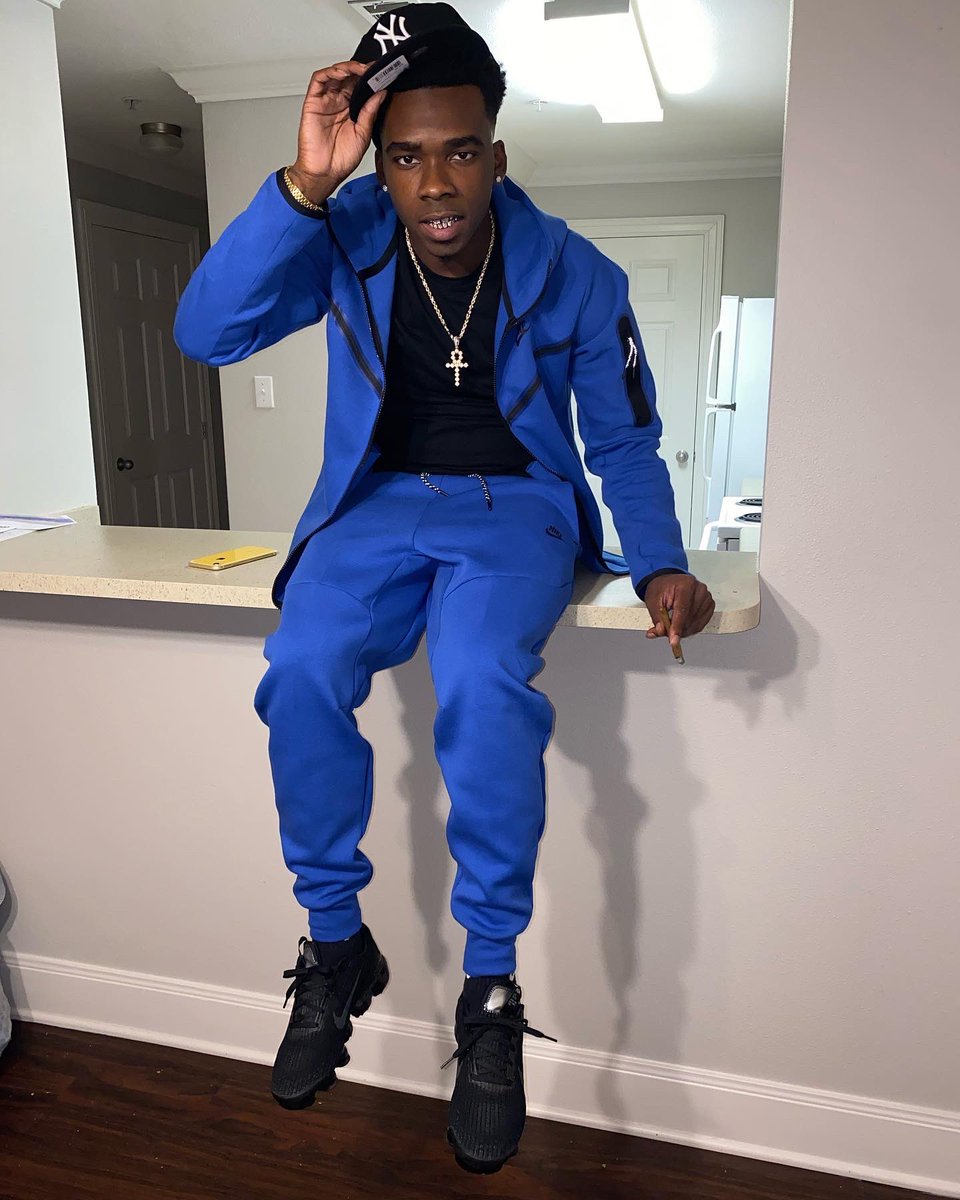 Mugotti__'s tweet image. Blues Clues📲🖲 #FreeDaReal⏱