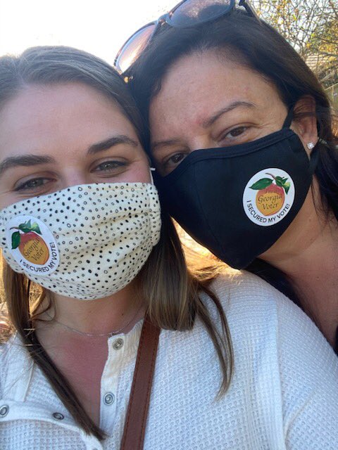 KellyWmson's tweet photo. Masked up for early voting in Georgia for 
@JoeBiden @KamalaHarris #GetOutAndVote #EveryVoteCounts https://t.co/pAKZi1Xtal