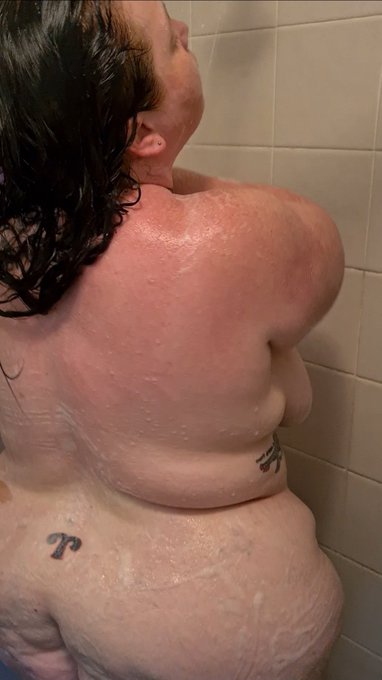 Uploading a NEW shower video to PH today! #BBW #pornhub #soapy https://t.co/ddTVuPPeKV<a href="/tag/bbw"class="tags">#BBW</a><a href="/tag/pornhub"class="tags"><span>#pornhub</span></a><a href="/tag/soapy"class="tags"><span>#soapy</span></a>
