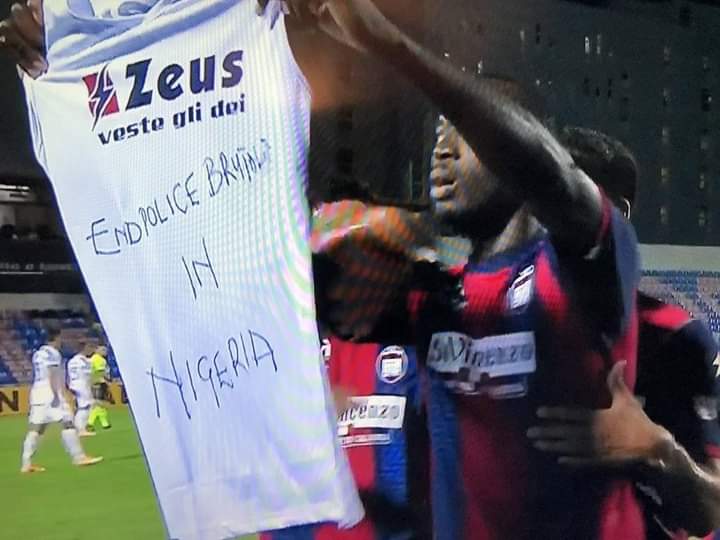 Shirts up!!
Italy-based Nigerian strikers 
Victor Osimhen and Simy Nwankwo support #EndSarsNow protests against police brutality back home after Serie A goals on Saturday