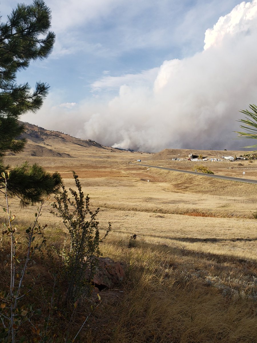 chubb_dub's tweet photo. #CalWoodFire getting closer to North Boulder https://t.co/tPAJu5GRWo