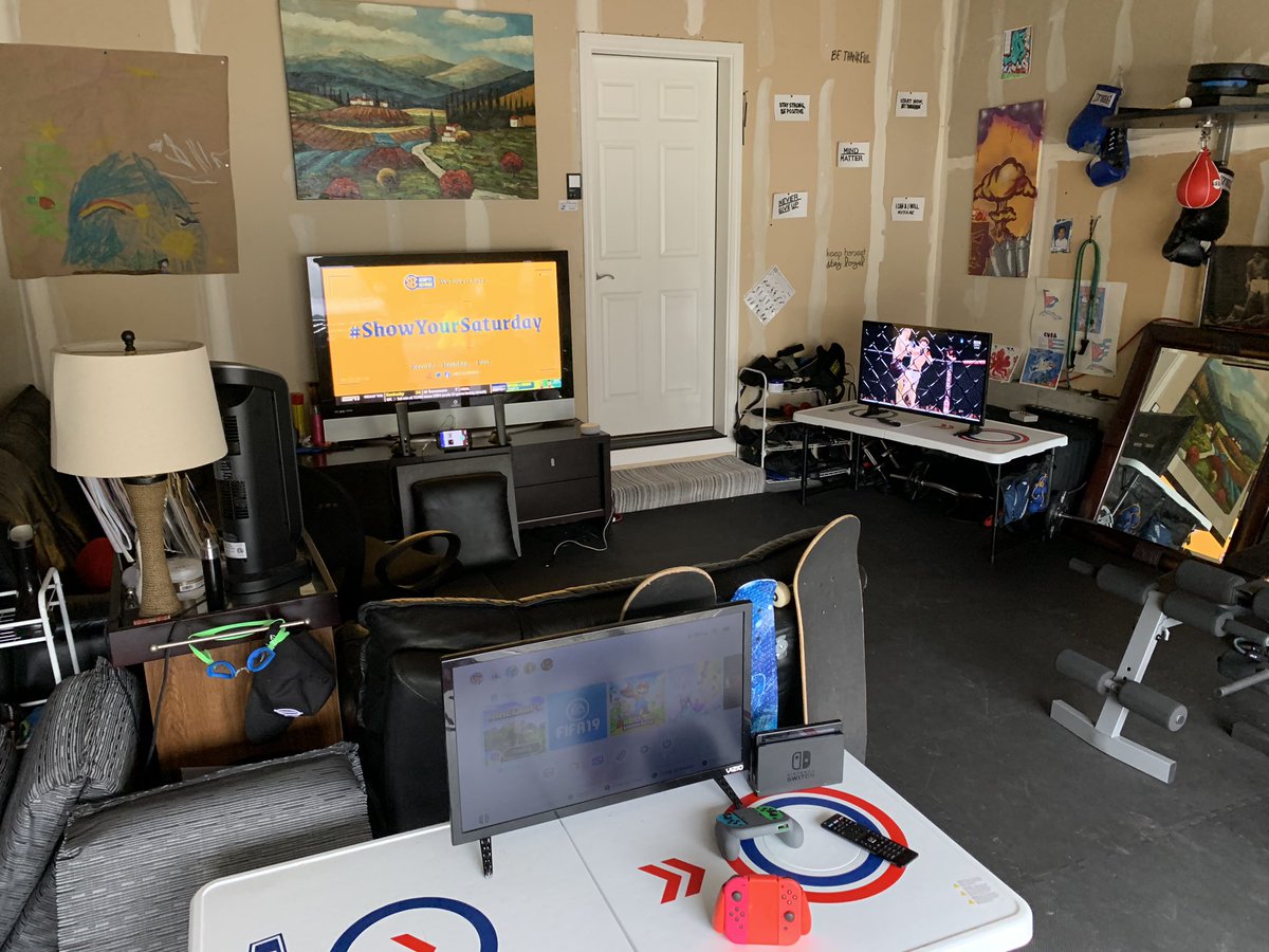 Fight Night Ready!!! #LomavsLopez #OrtegaVsKoreanZombie. #Fifa #Minecraft for the kids https://t.co/W289csxynI