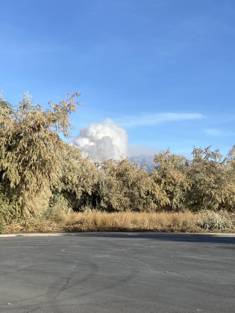 MsNicky10's tweet photo. From American Fork just now. So sad! #RangeFire https://t.co/rkDVbZMC4n