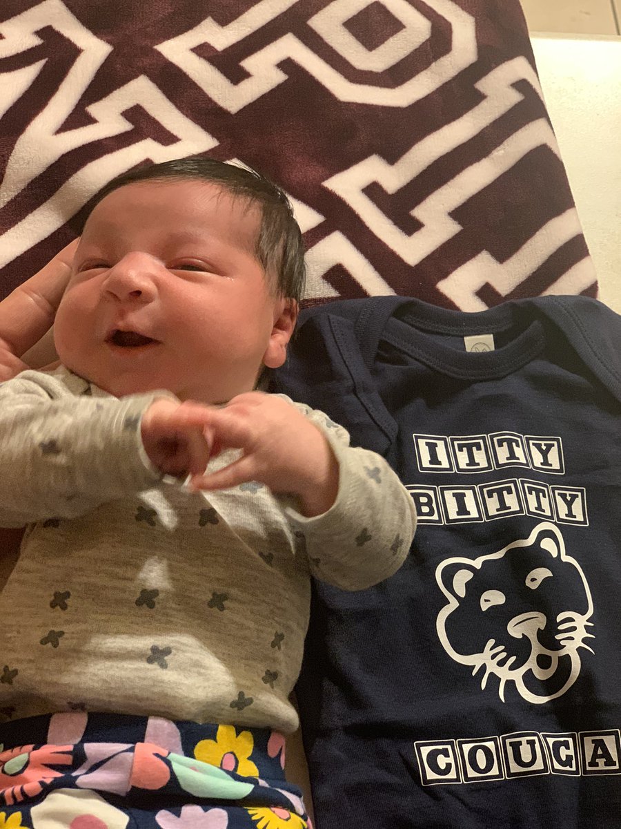 CoachFaraj's tweet photo. Thank you Plainfield South High School! Baby Miia cant wait to be cougar! #202proud #psd202 #202baby https://t.co/VQ3kIAUbAY