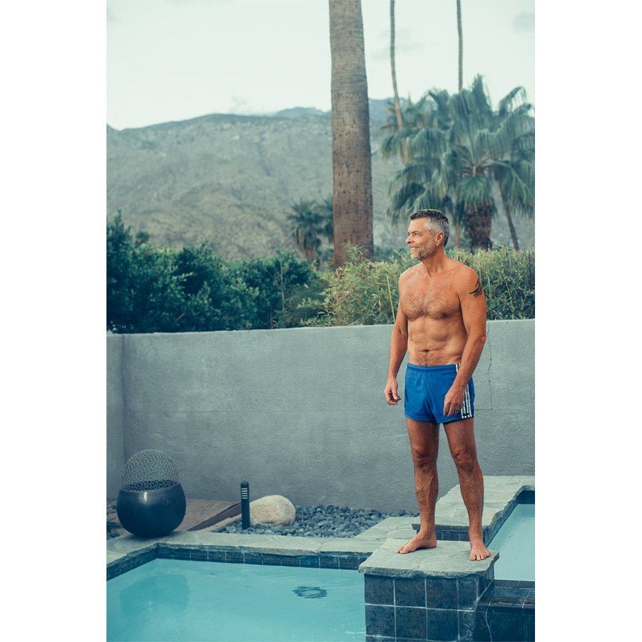 We took most of the summer away. Now we are back with a new autumn #MenOver50 model. Please welcome Terry to our collection of models. #MenOver50Photos #hotoldermen #maturemen #malemodels #TommyWu #AlanReade #PalmSprings #LosAngeles #LGBT @terbear421 
tommyandalan.com/portfolio/terr…