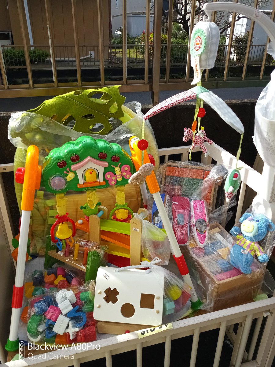 ベビー用品ぴよこ ガレージセールオープン 今日もいろいろと商品を追加して 皆様のご来店をお待ちしております 洗剤 ディズニー Dwe ベビーバス バスチェア おしりふきウォーマー ベッドメリー プレイジム ベビー用品ぴよこ ベビー用品