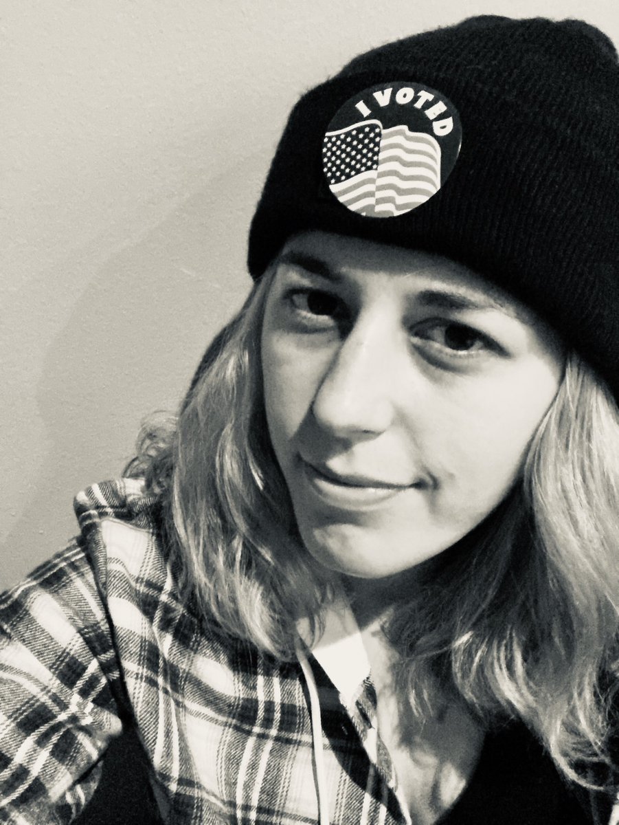 Now sporting October’s hottest accessory ❤️🌿❤️🌿 

#ivoted #BidenHarris2020