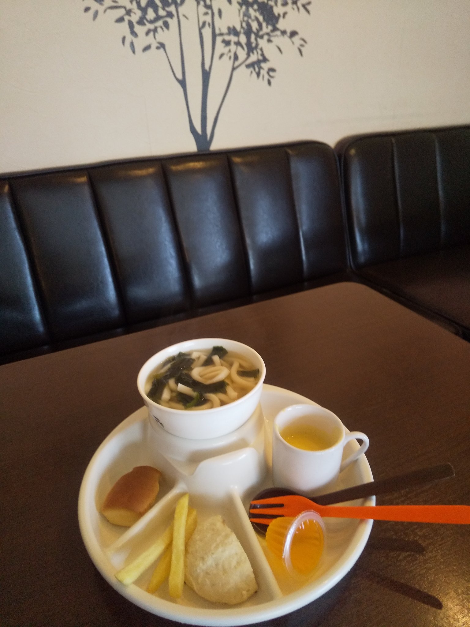 ココロニカフェ 10月18日 11時オープンです 離乳食セット お子様に合わせて メインをわかめうどんやおにぎりに変更できます 福山カフェ 福山ランチ 福山子連れランチ 離乳食 T Co Y978xey9gu Twitter ココロニカフェ 10月18日 11時オープンです 離乳食セット お子様に合わせて メインをわかめうどんやおにぎりに変更できます 福山カフェ 福山ランチ 福山子連れランチ 離乳食 T Co Y978xey9gu Twitter