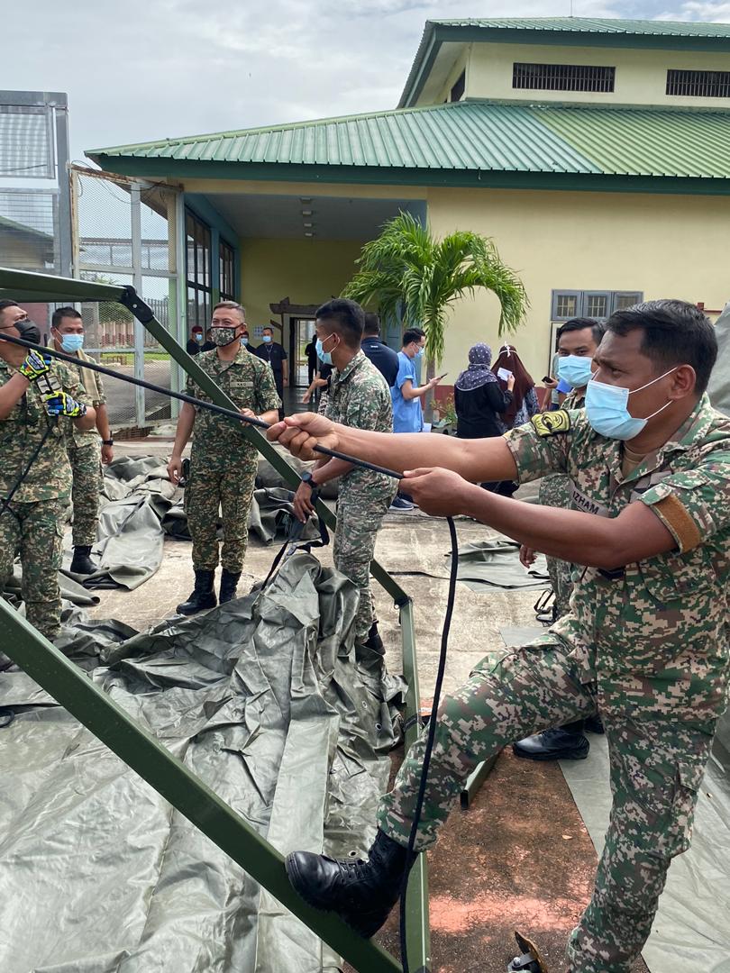 Angkatan Tentera Malaysia On Twitter Atm Bantu Dirikan Makeshift Treatment Centre Di Penjara Pokok Sena Kedah Atm Melalui 2 Div Beri Bantuan Dirikan Makeshift Treatment Centre Mtc Di Penjara Pokok Sena Sebagai