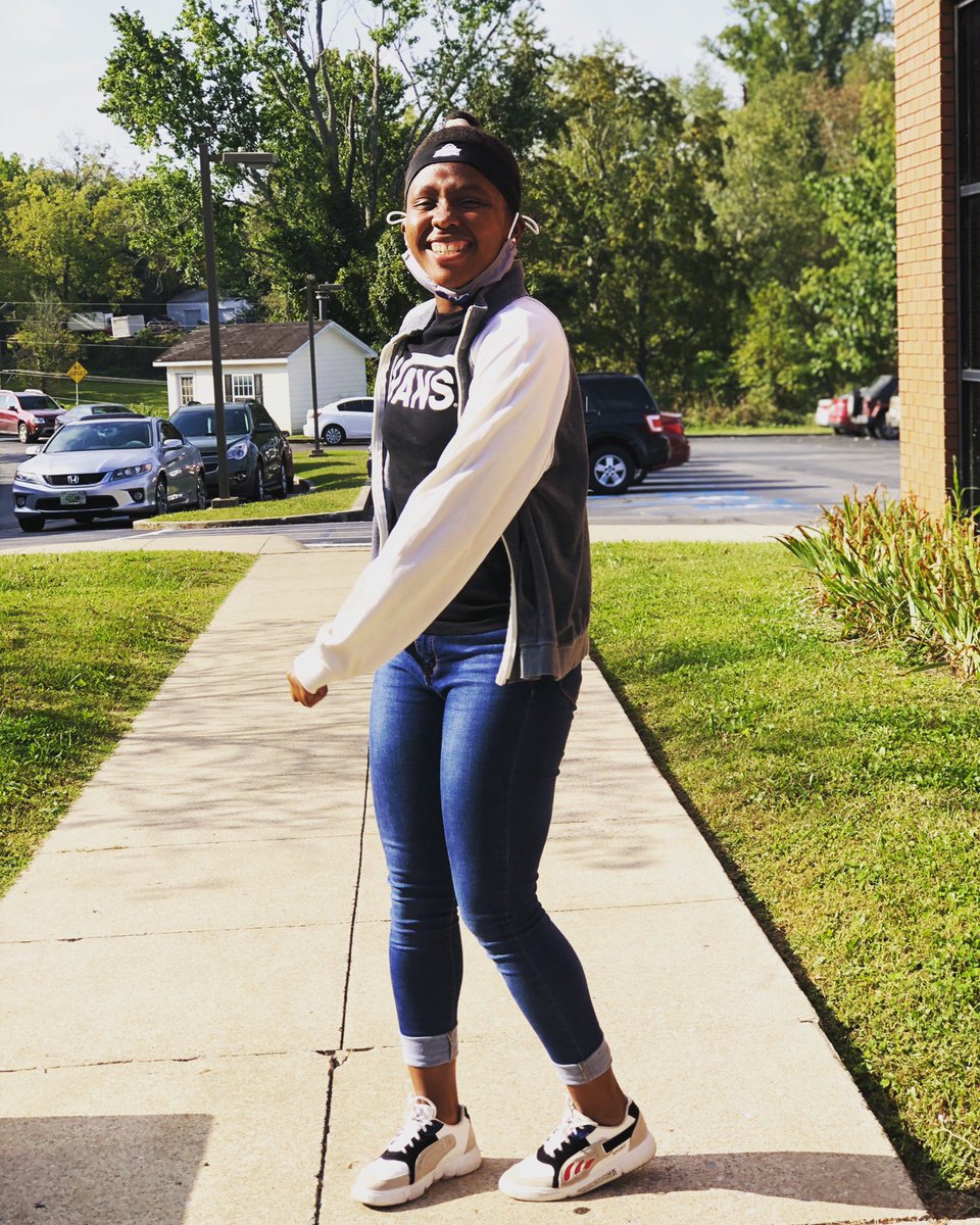 SportsInsightUg's tweet photo. @TracyjonesA replies: Dancing my way to church 👯‍♀️👯‍♀️👯‍♀️ https://t.co/oNj7EPSVTz