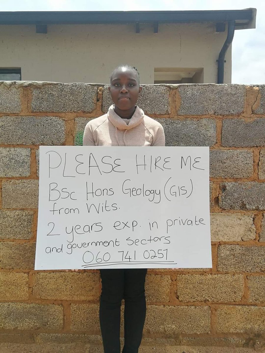 Diegochuene's tweet image. Can you please retweet this until she gets a job #idolssa #SavannaComedyBar