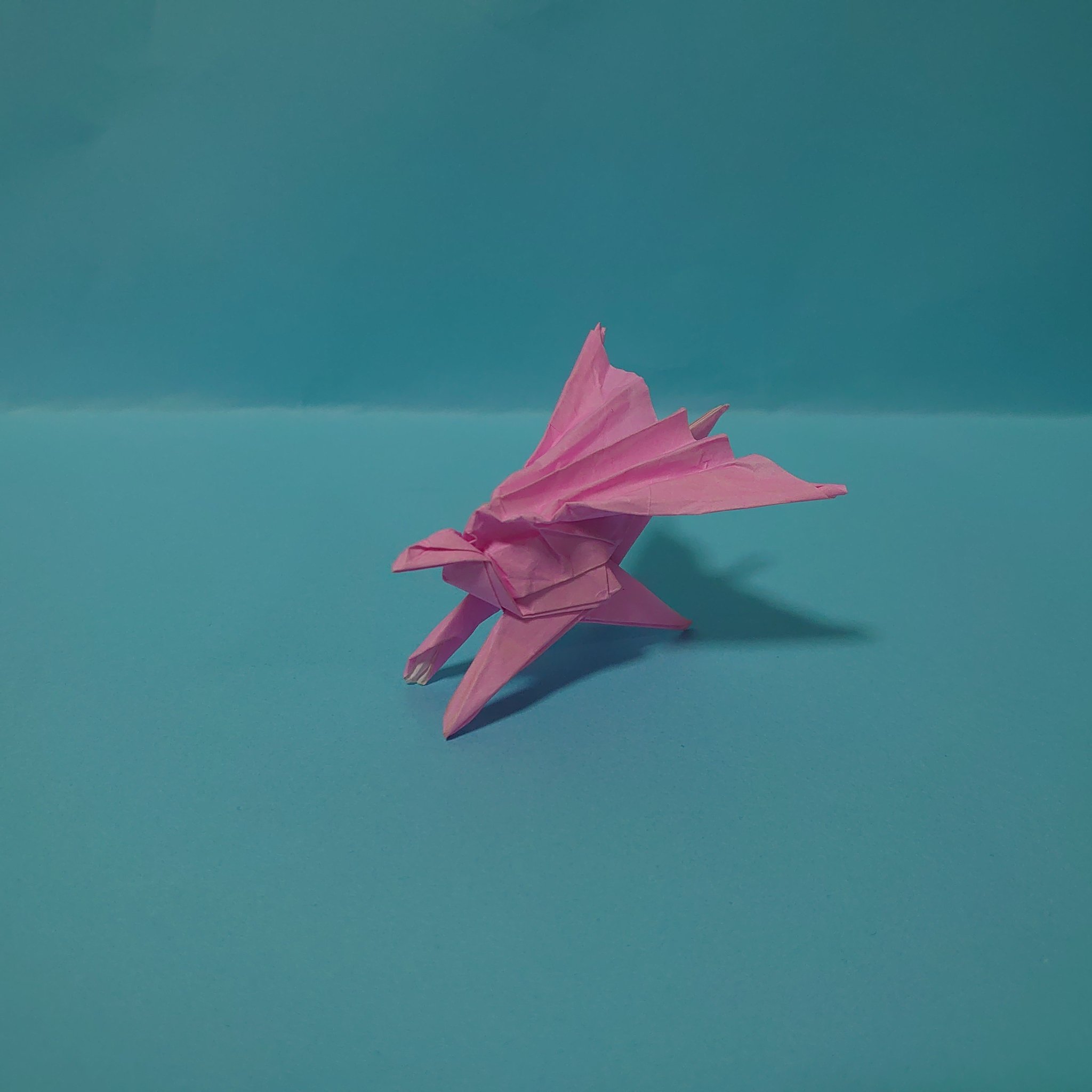 こっしー 息子 11 作 ペガサス 女子っぽい折り紙何かない この前買った可愛いけど難しい本見てみたら 小鳥 とか可愛いんじゃない でも難しいかなぁ やってみる やっぱ無理 ペガサス折った 良いんじゃない ピンクで可愛いし で